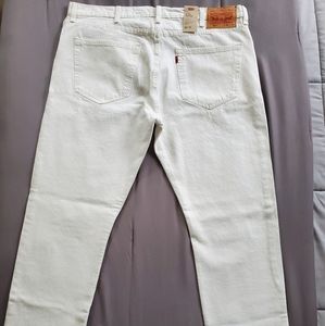 Men's Levi Jeans,